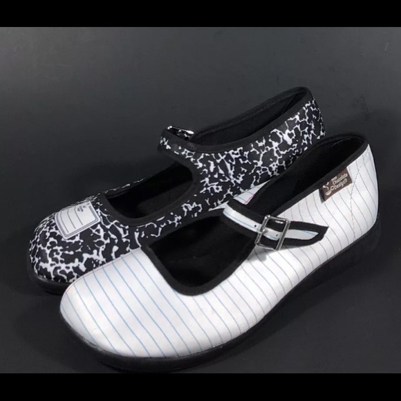 notebook mary jane shoes